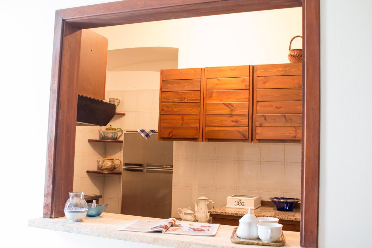Bed and Breakfast Il Mughetto Celano Exterior foto