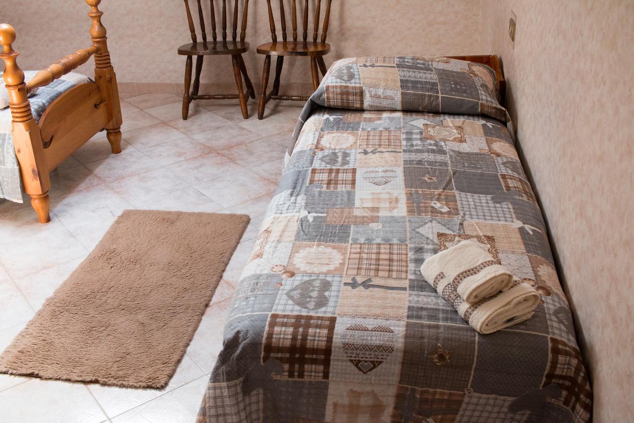 Bed and Breakfast Il Mughetto Celano Exterior foto